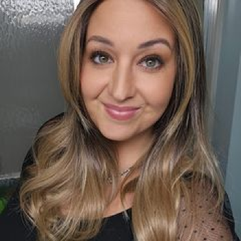 Erin Harder Realtor with Realty One Group Supreme 