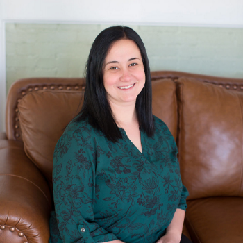 Alicia Shaffer with Iron Valley Mid Pen